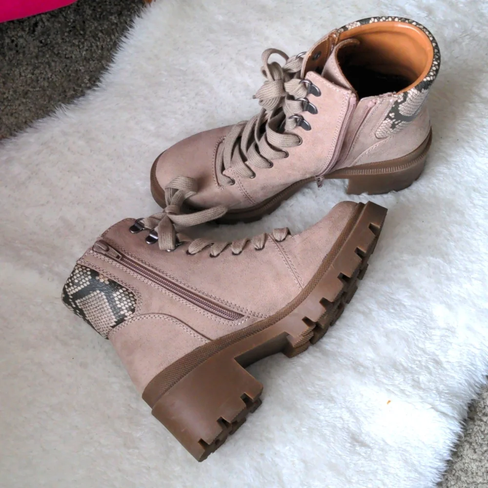 Universal Thread Taupe Combat Boots - Picture 3 of 8